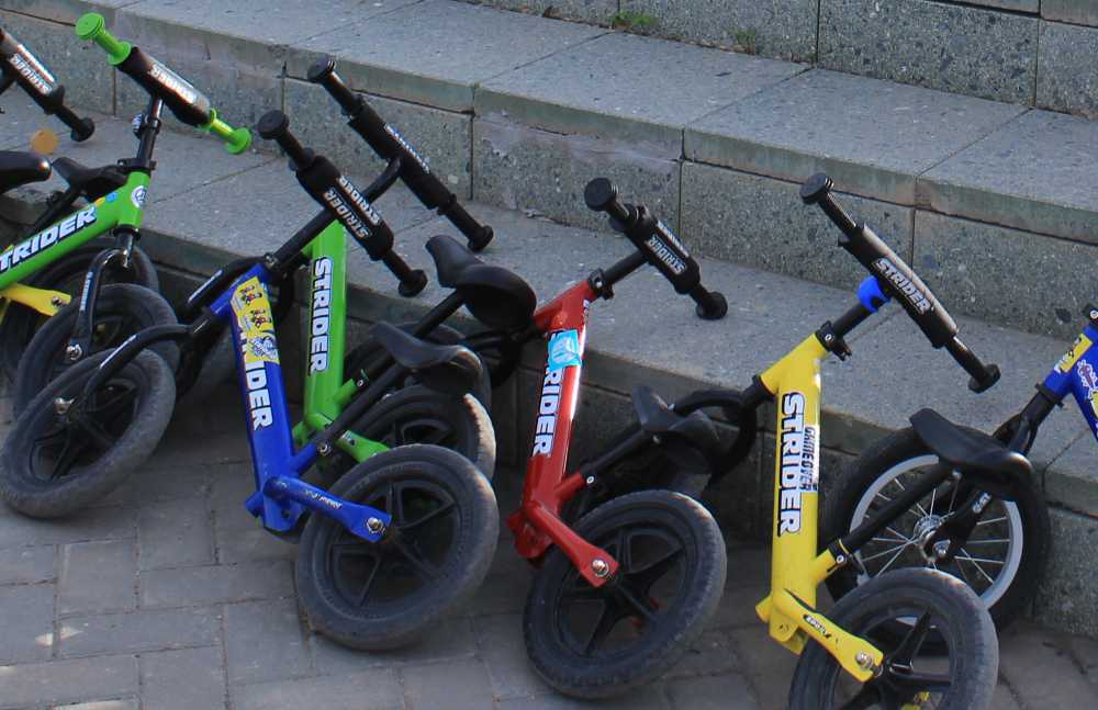беговел Strider магазин